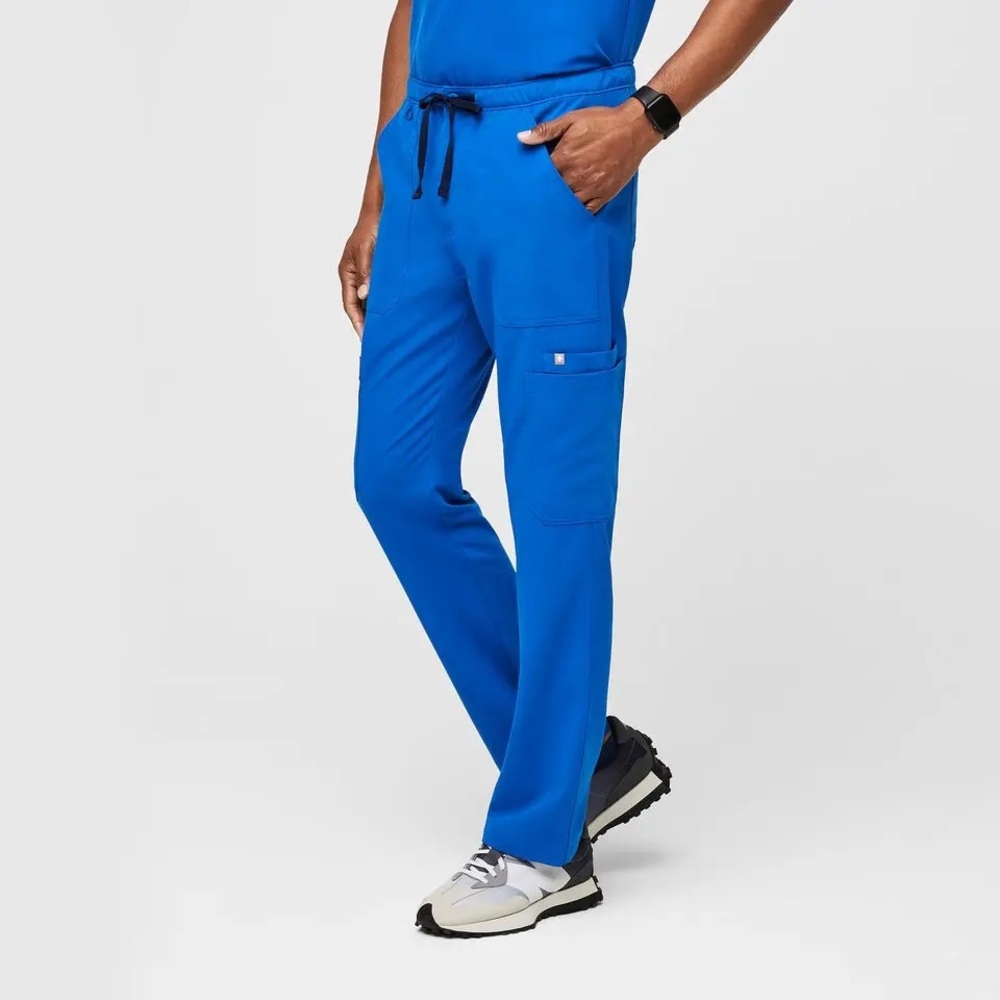 Figs Men’s Cairo Cargo Scrub Pants In Royal Blue Size XL